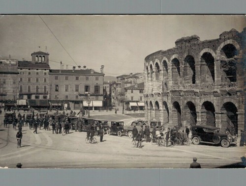Verona piazza bra - piazza, cars